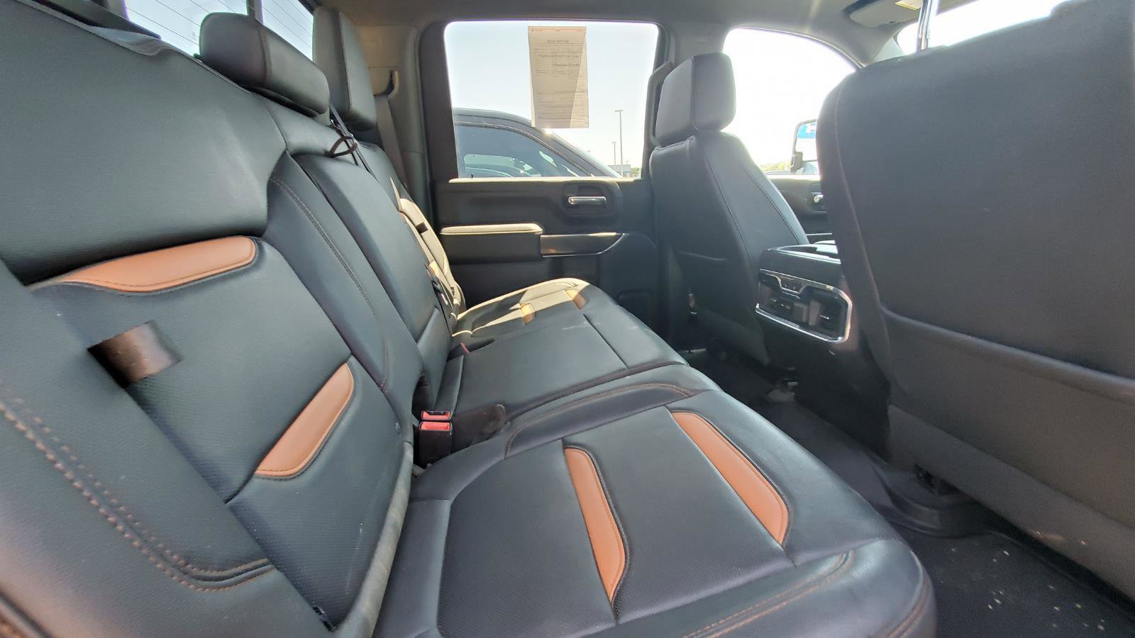 Used 2023 GMC Sierra 3500 AT4 w/ AT4 Premium Plus Package image 6