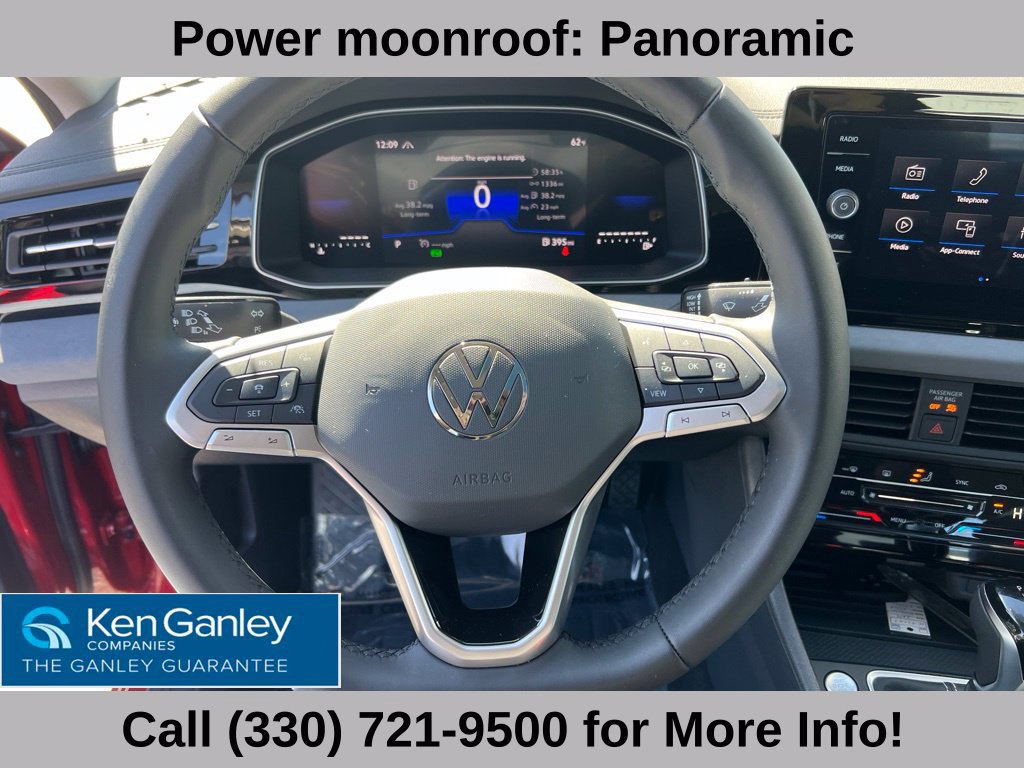 Used 2026 Volkswagen Jetta SE FWD image 31