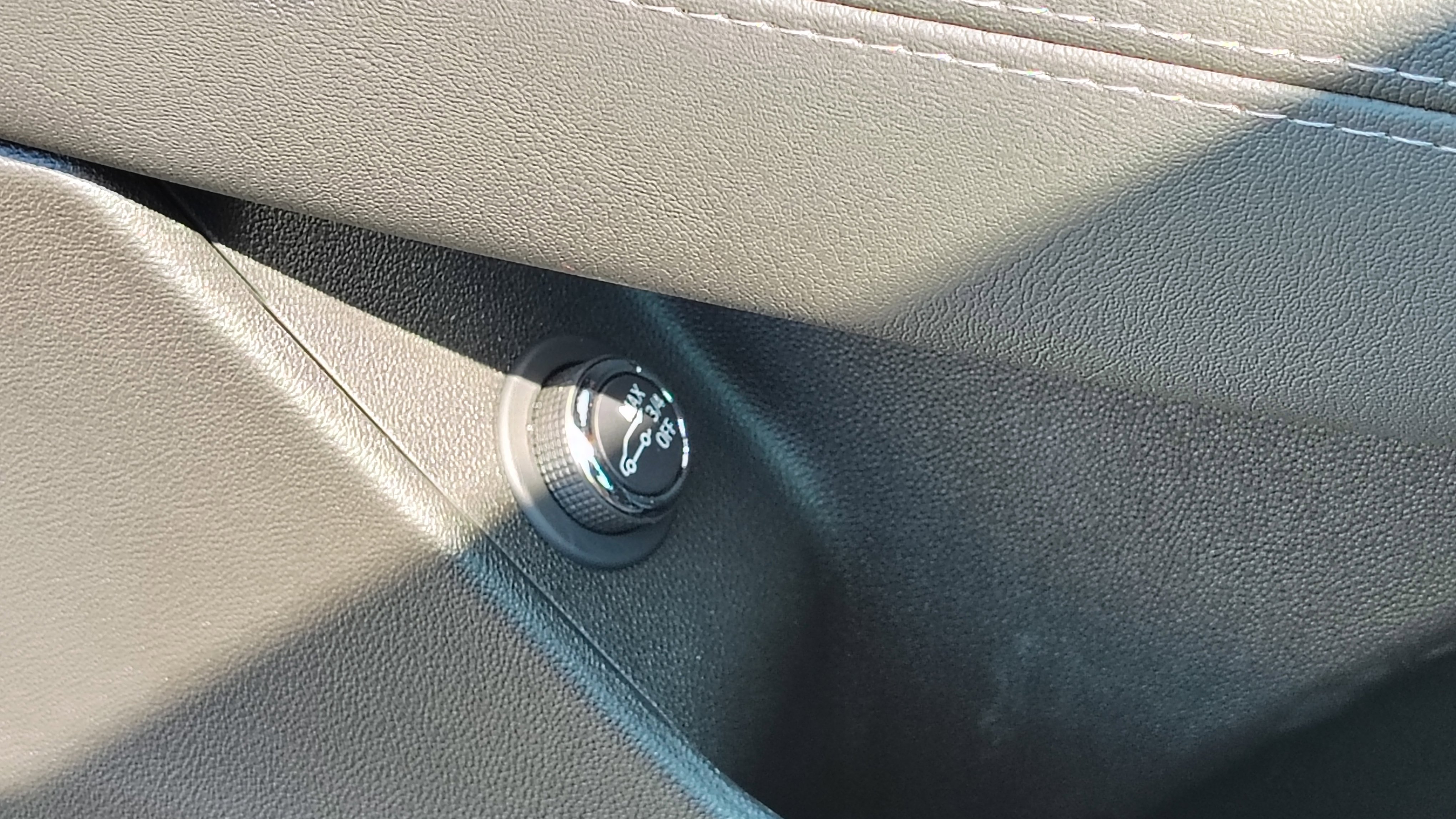 New 2025 Cadillac XT5 Sportv w/ Technology Package image 14