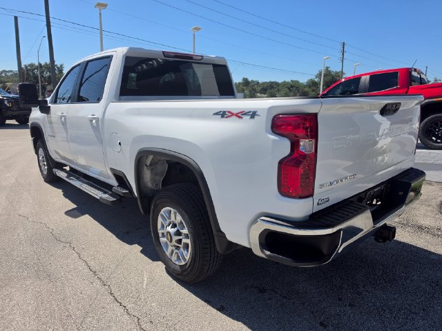 Used 2026 Chevrolet Silverado 2500 LT AWD/4WD image 3