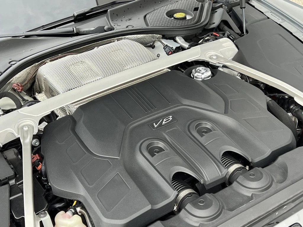 Certified 2025 Bentley Flying Spur Plug-In Hybrid image 63