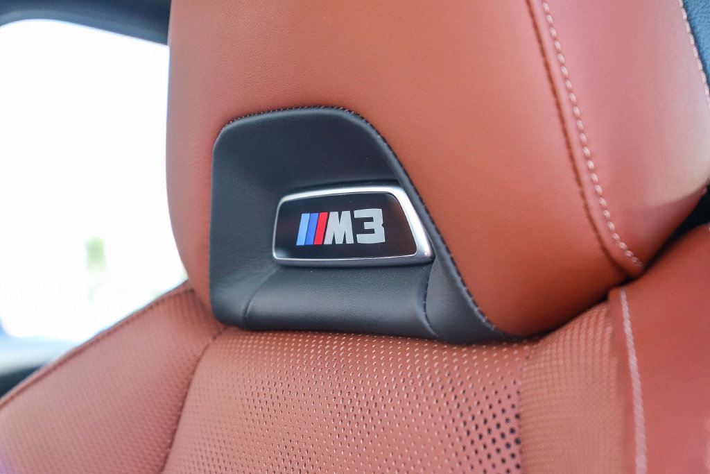 Used 2025 BMW M3 Competition w/ M Carbon Exterior Package AWD/4WD image 25