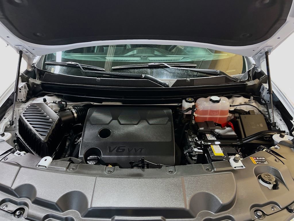 Used 2023 Chevrolet Traverse LT w/ LT Premium Package image 33