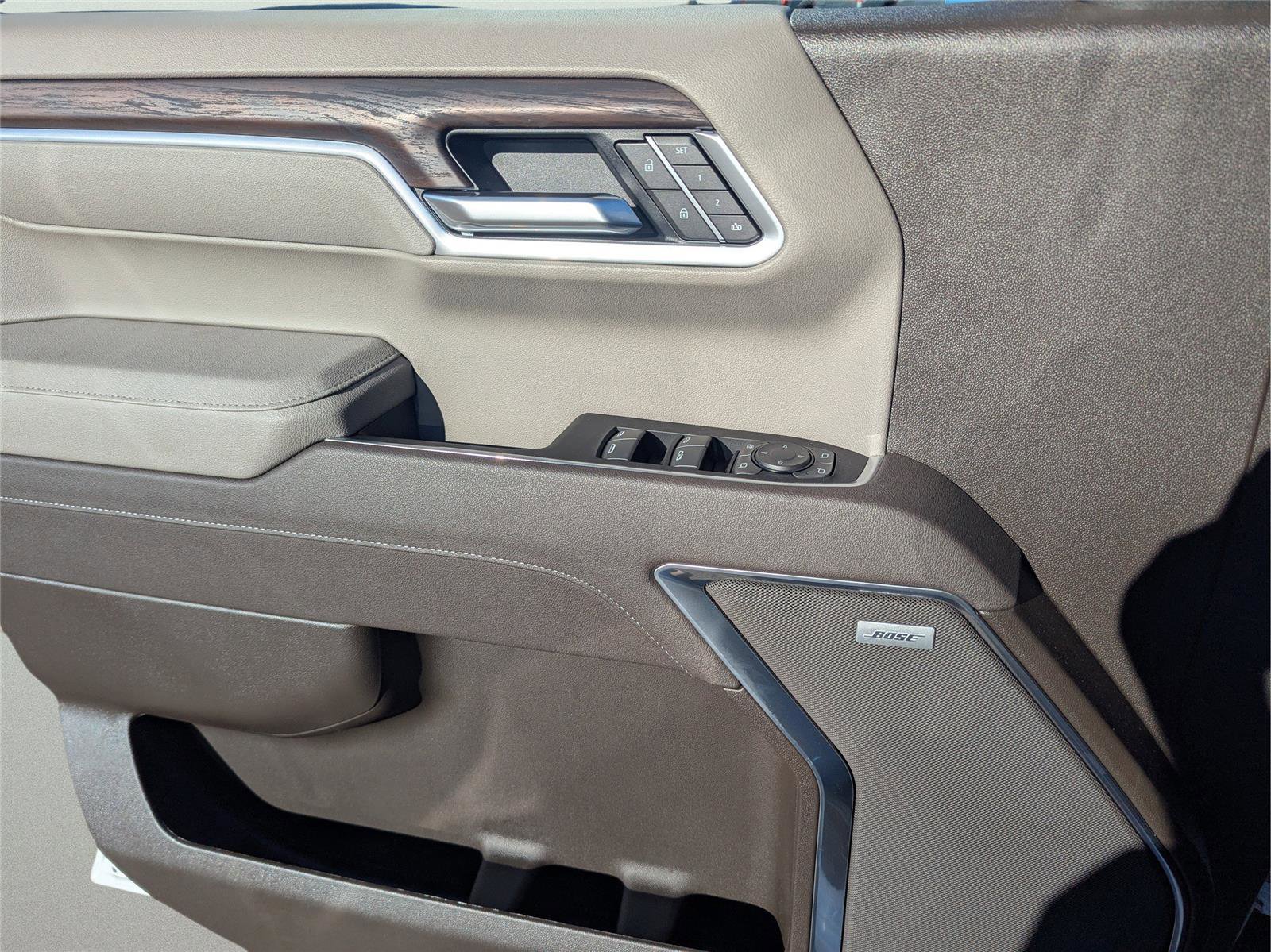 New 2026 GMC Sierra 1500 SLT w/ SLT Premium Plus Package image 17