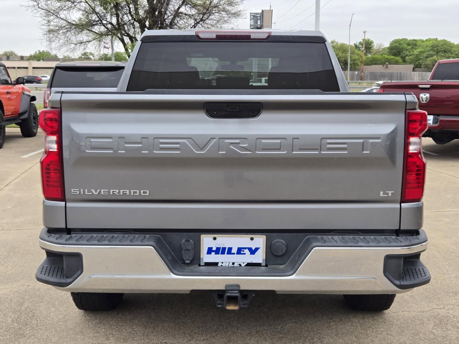 Used 2020 Chevrolet Silverado 1500 LT w/ Texas Edition image 6