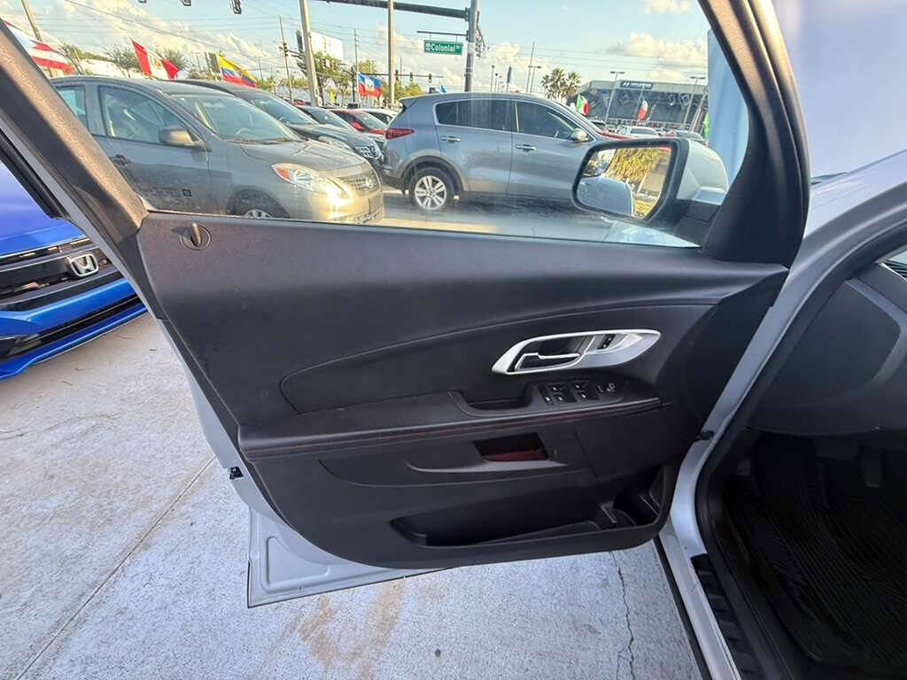 Used 2014 Chevrolet Equinox LT w/ Driver Convenience Package image 16