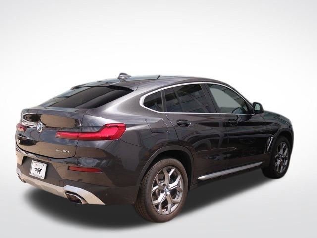 Used 2025 BMW X4 xDrive30i image 32