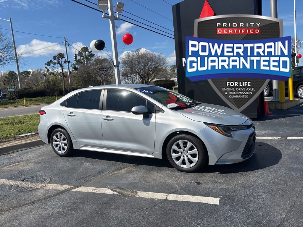 Used 2024 Toyota Corolla LE FWD image 1