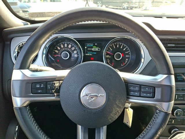 Used 2014 Ford Mustang Premium image 18