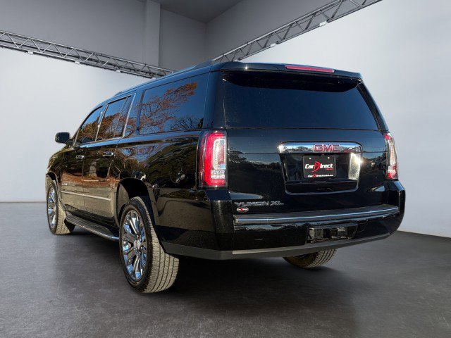 Used 2018 GMC Yukon XL Denali w/ Open Road Package AWD/4WD image 10