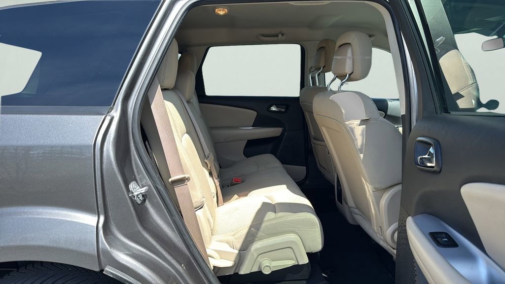 Used 2012 Dodge Journey SE FWD image 12