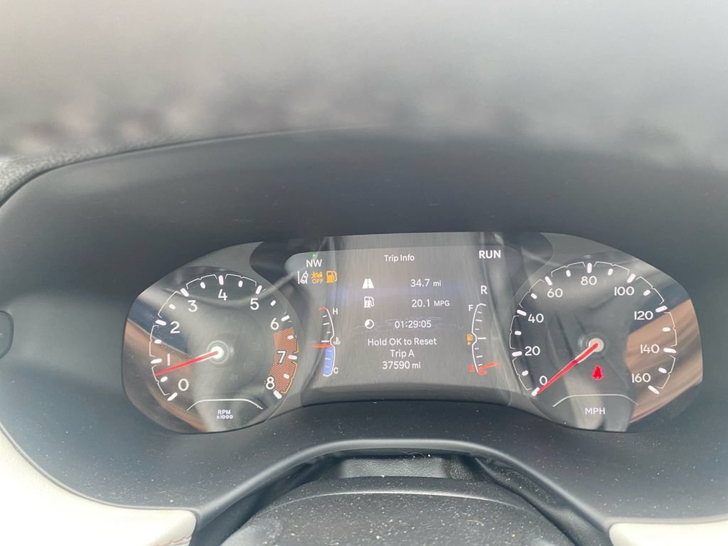 Used 2023 Jeep Compass Limited AWD/4WD image 38