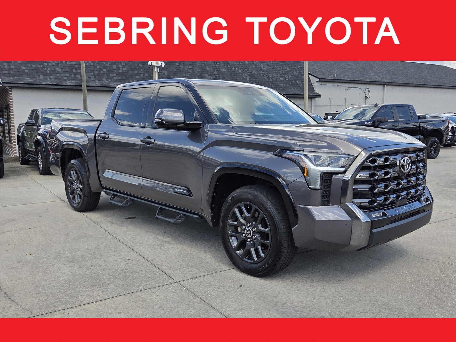 Used 2022 Toyota Tundra Platinum image 1
