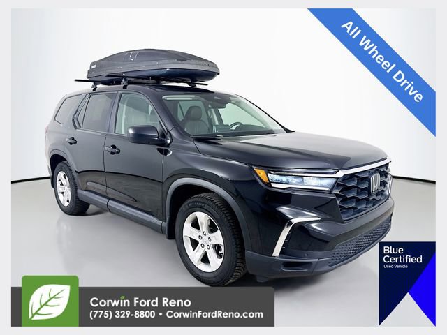 Used 2023 Honda Pilot LX image 1