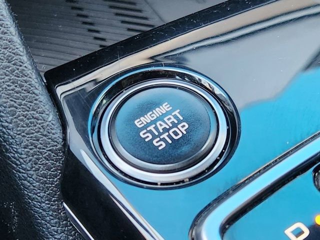 Used 2023 Kia Sportage EX image 8