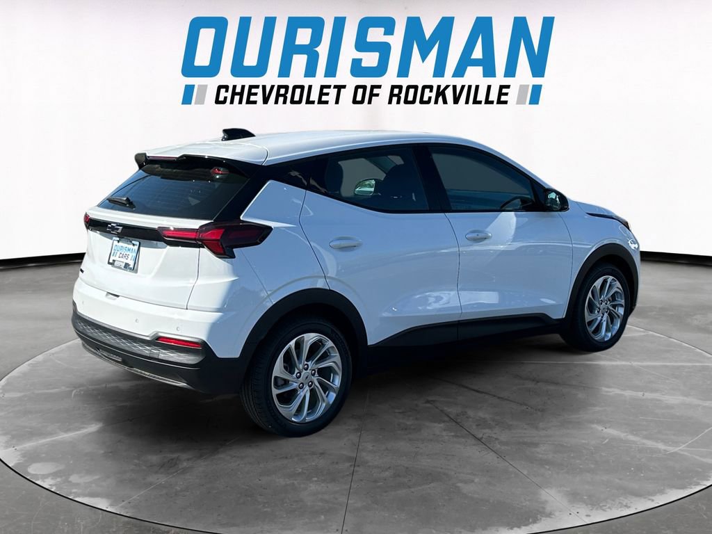 New 2027 Chevrolet Bolt LT image 6