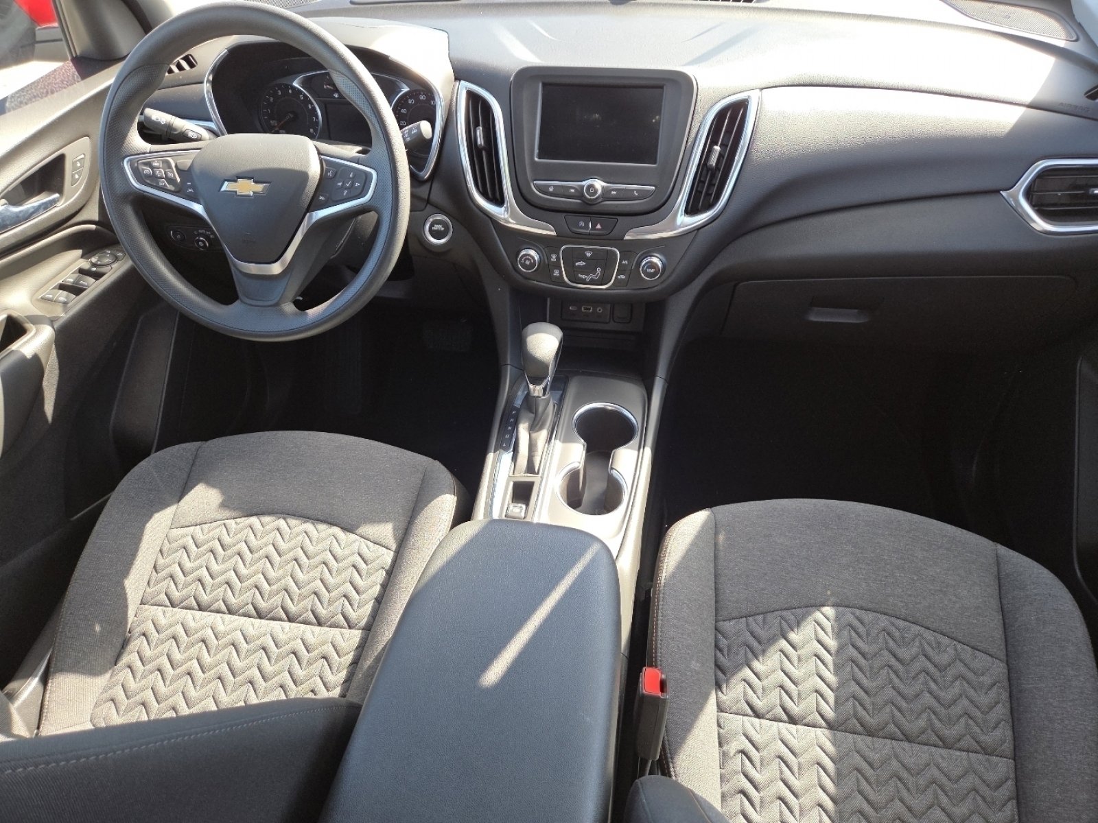 Used 2023 Chevrolet Equinox LT image 25