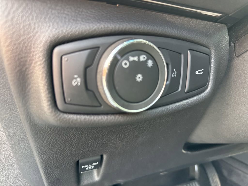 Used 2013 Lincoln MKZ FWD image 18