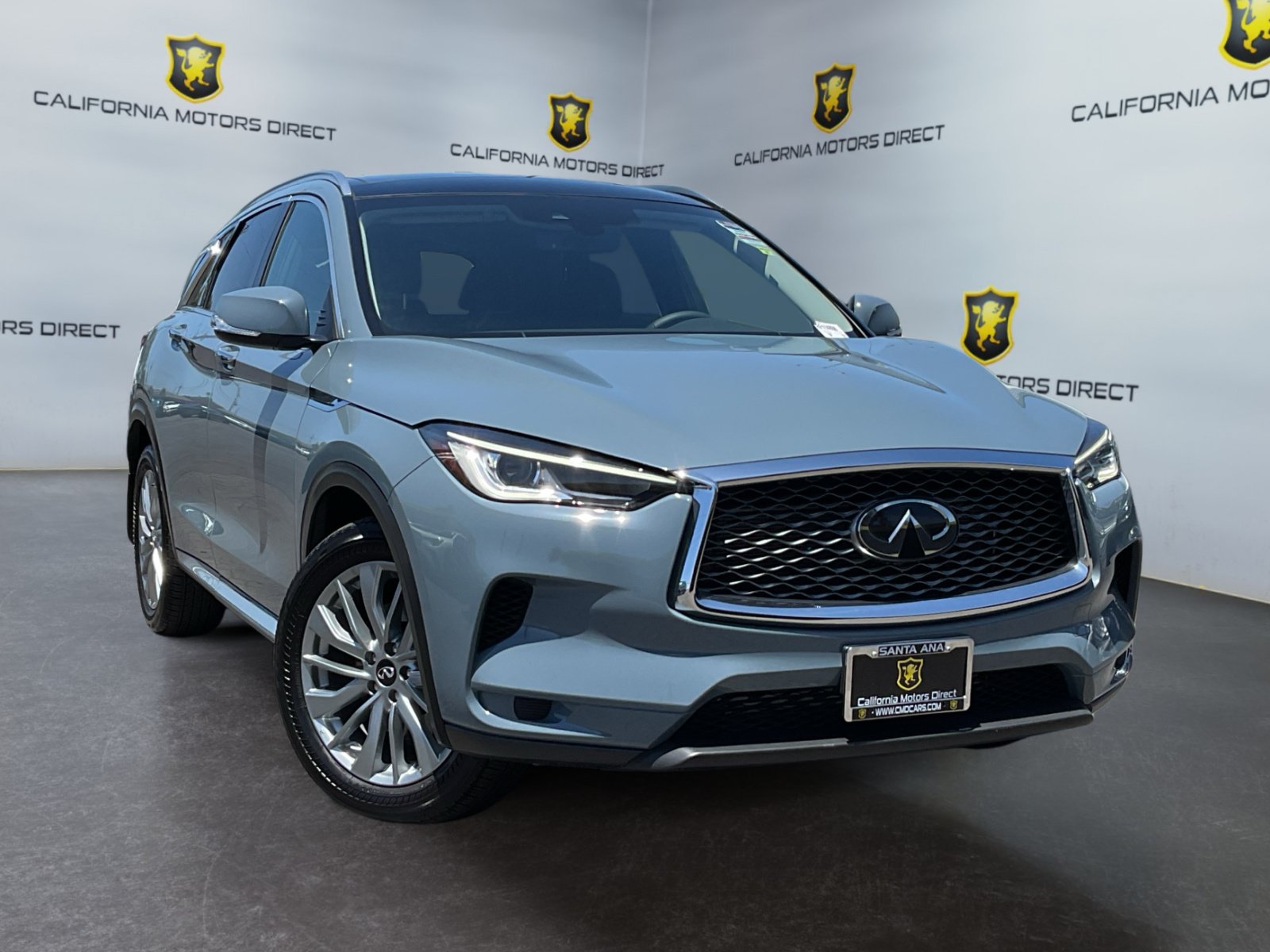 Used 2024 INFINITI QX50 Luxe FWD image 3
