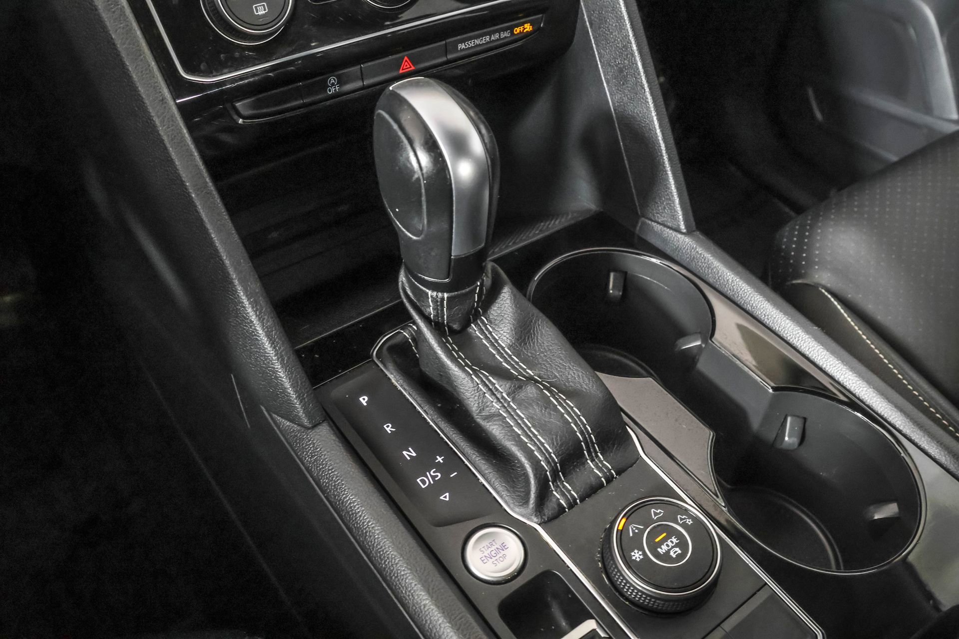 Used 2022 Volkswagen Atlas SE image 32