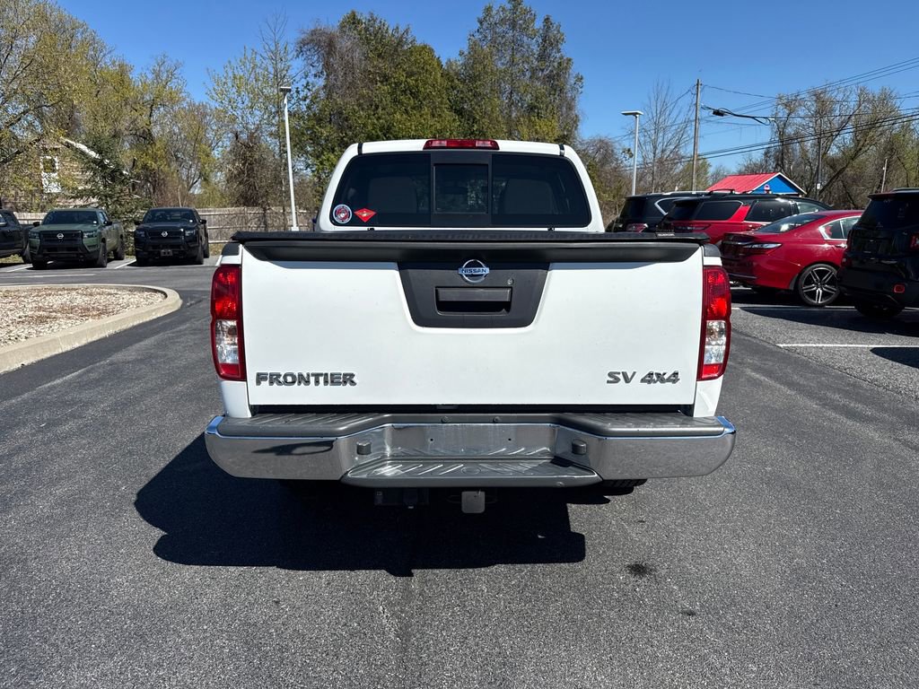 Used 2016 Nissan Frontier SV AWD/4WD image 7