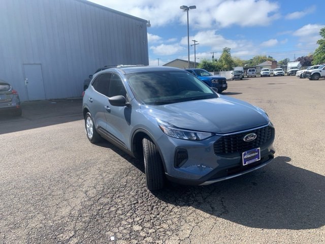 Used 2024 Ford Escape Active image 3