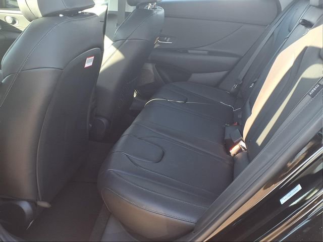 New 2026 Hyundai Elantra Limited image 12