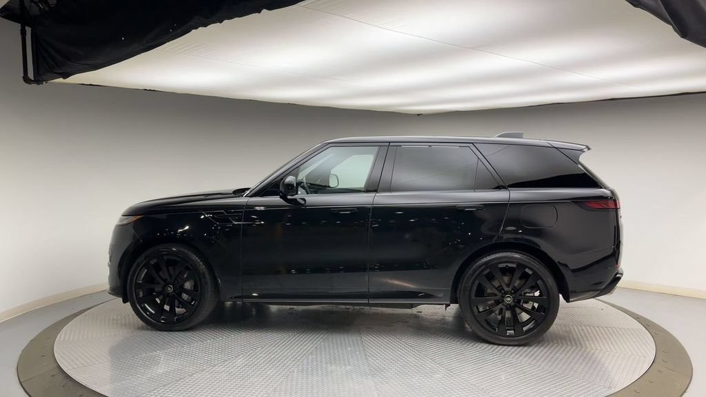 Certified 2025 Land Rover Range Rover Sport Dynamic SE AWD/4WD image 5
