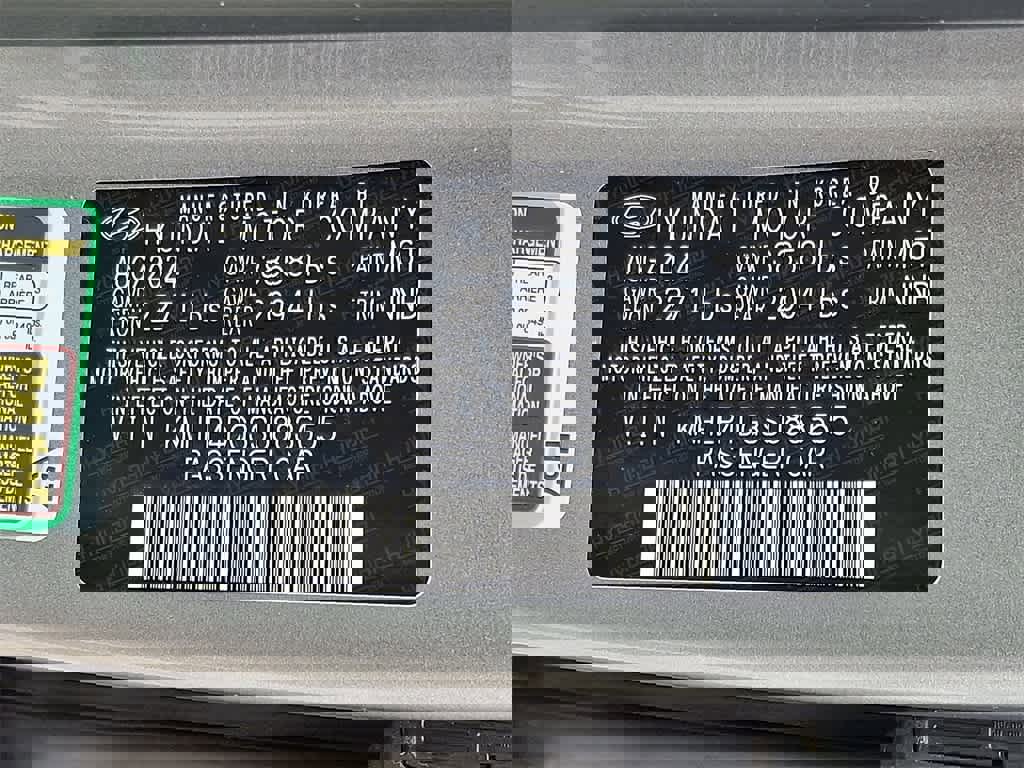 Used 2025 Hyundai Elantra Limited image 27