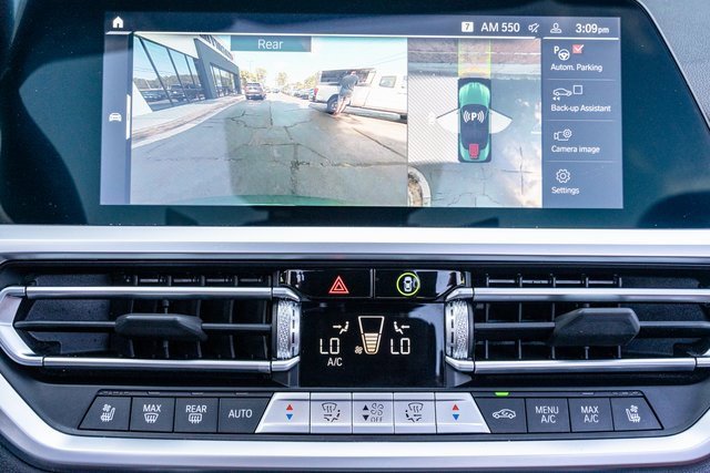 Used 2022 BMW M4 xDrive Competition w/ Executive Package image 16