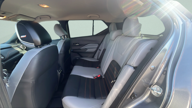 Used 2023 Nissan Kicks SR w/ SR Premium Package FWD image 21