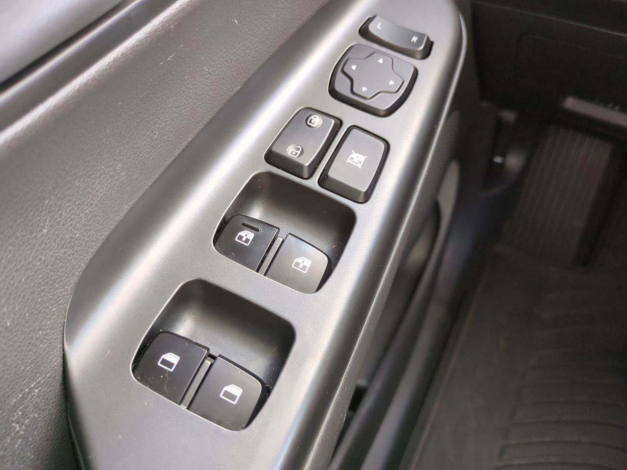 Certified 2023 Hyundai Kona SEL AWD/4WD image 22