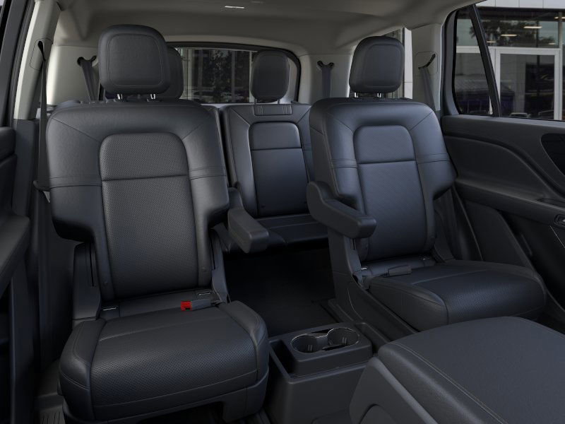 New 2025 Lincoln Aviator AWD image 11