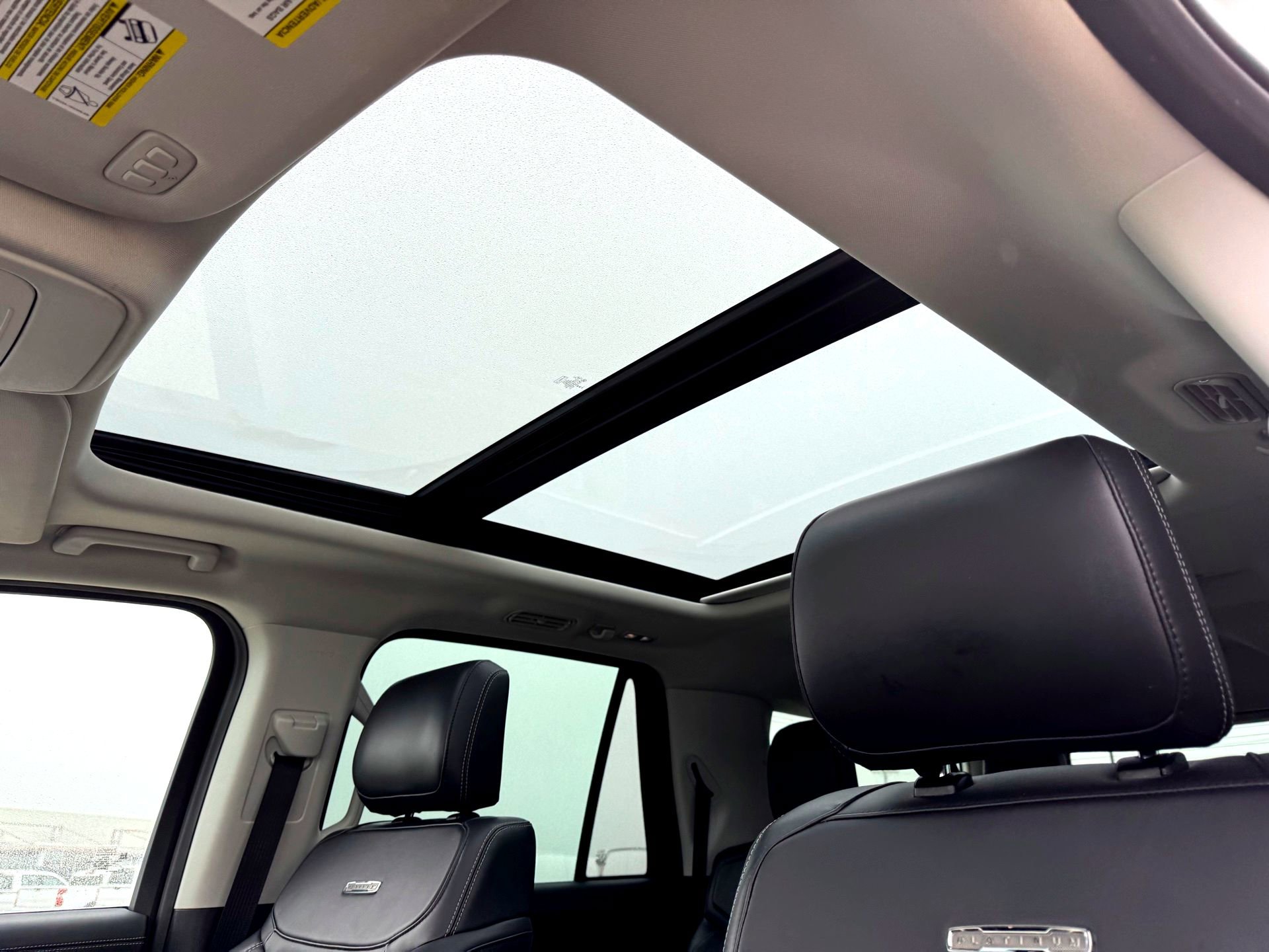 Used 2025 Ford Expedition Max Platinum AWD/4WD image 14