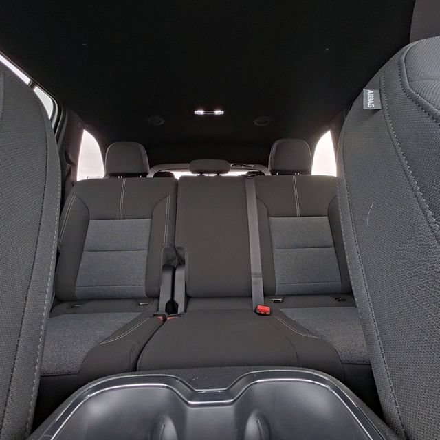 New 2026 GMC Acadia Elevation FWD image 33