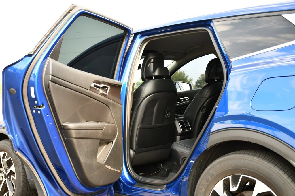 Used 2023 Kia Sportage EX FWD image 20
