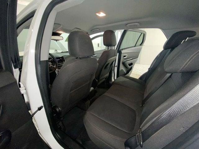 Used 2021 Chevrolet Trax LS w/ Tint and Cruise Package FWD image 28