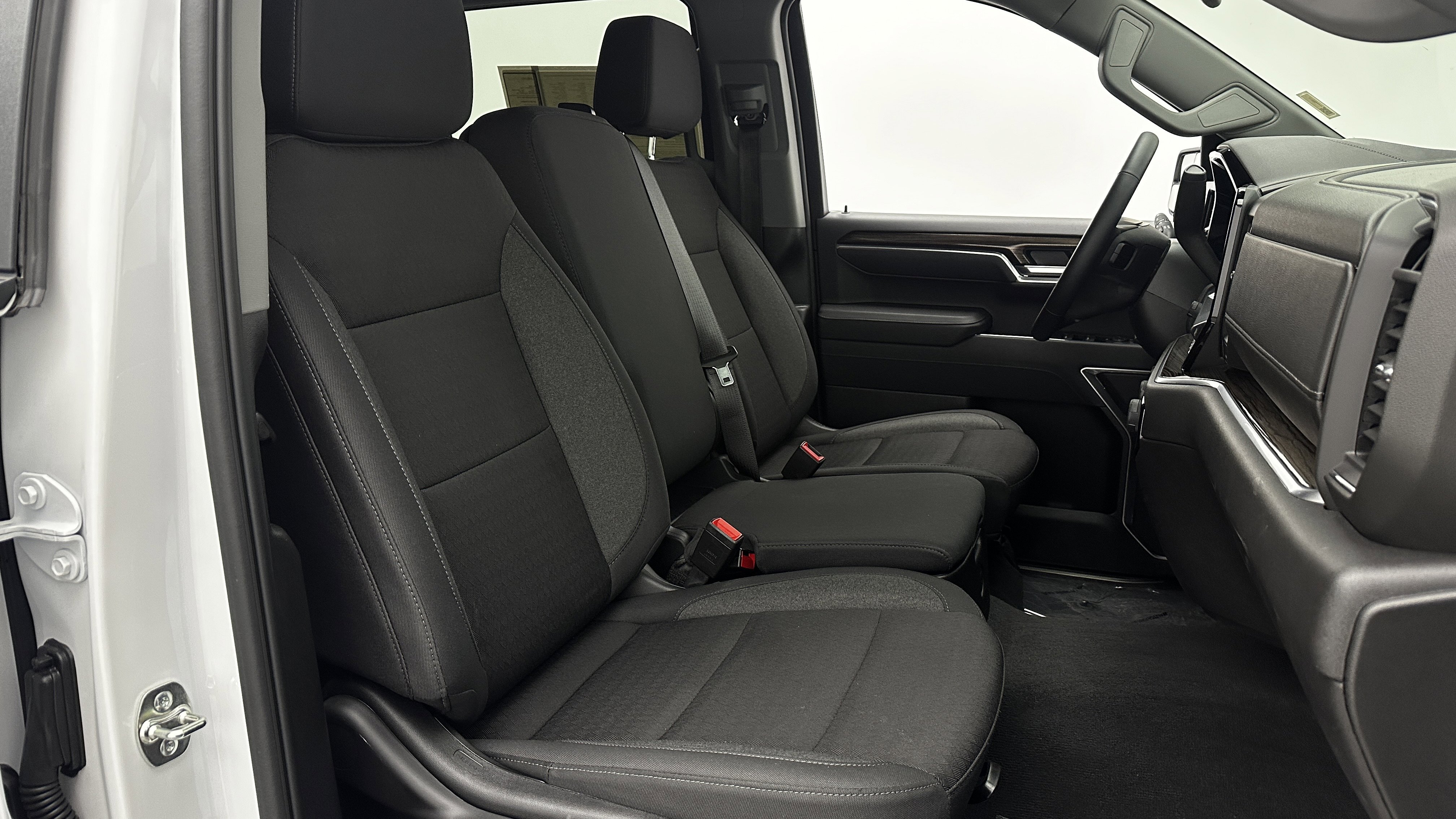 Used 2026 Chevrolet Silverado 1500 RST image 34