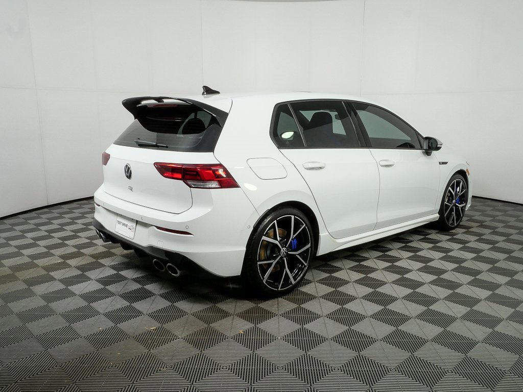 Used 2023 Volkswagen Golf R image 28