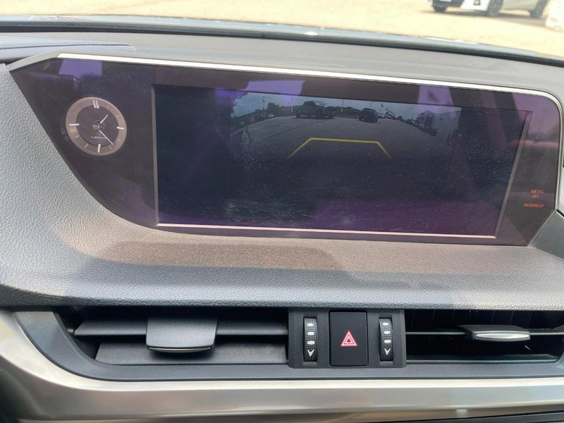 Used 2021 Lexus ES 350 ES 350 Luxury FWD w/ Accessory Package 2 image 39