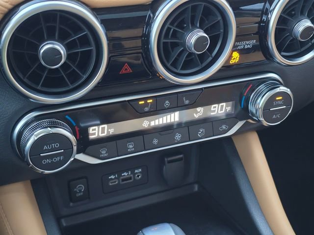 Used 2025 Nissan Sentra SV w/ SV Premium Package image 25