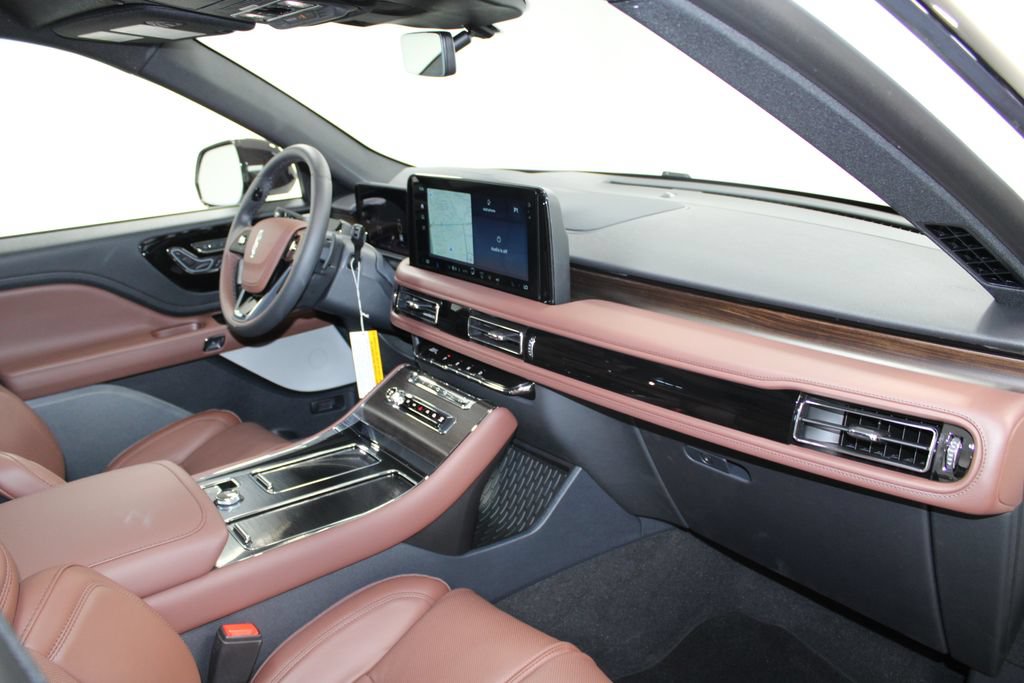 New 2026 Lincoln Aviator Reserve AWD/4WD image 30