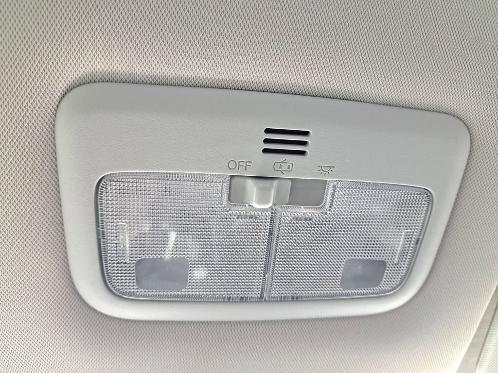 Used 2016 Toyota Corolla LE image 26