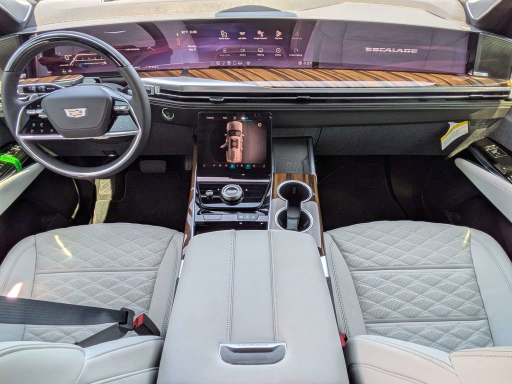 New 2026 Cadillac Escalade Platinum Sport AWD/4WD image 16