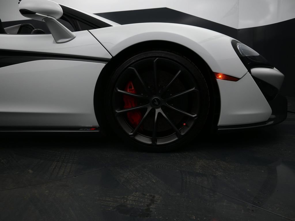 Used 2019 McLaren 570S Spider image 20