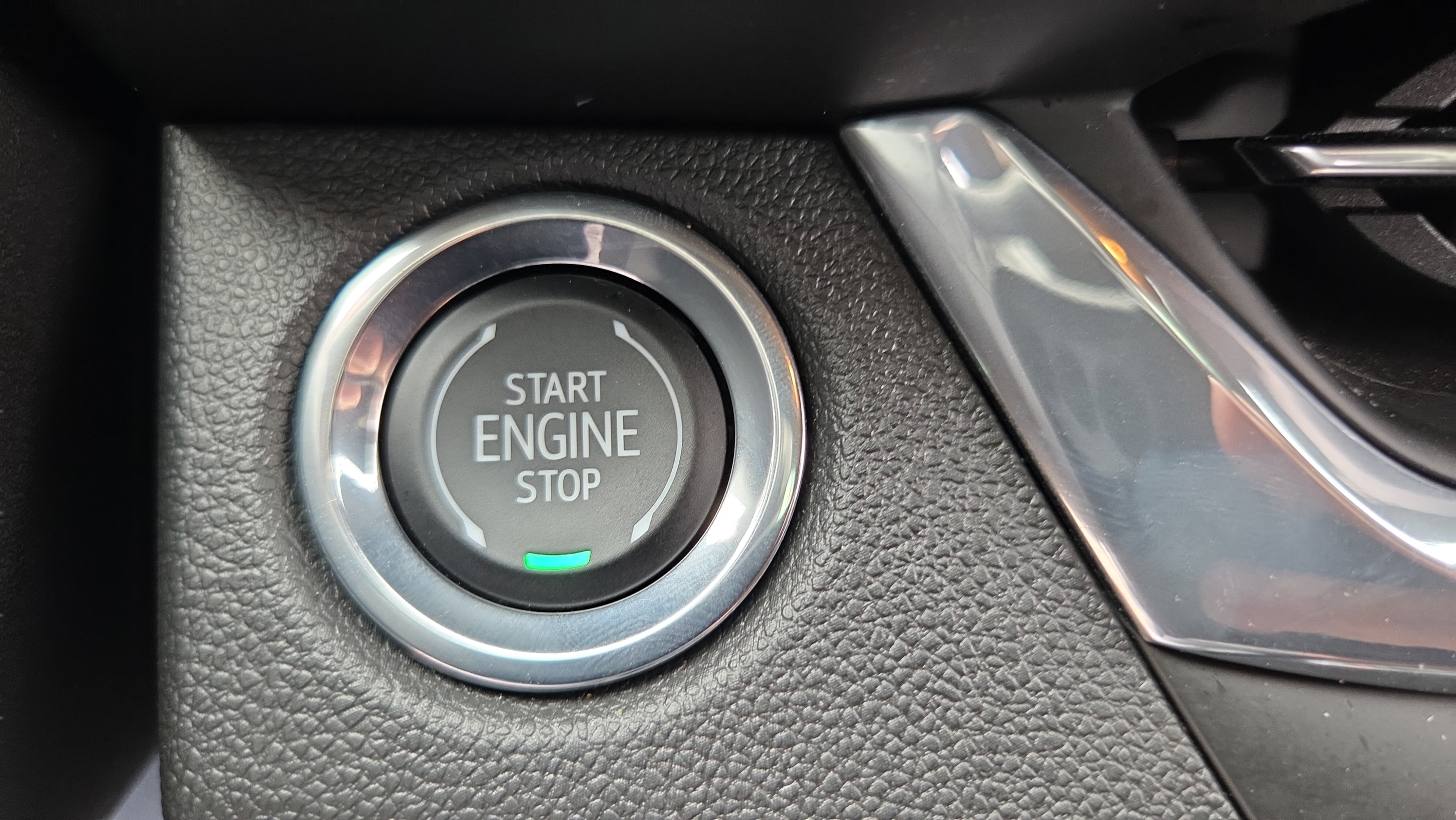 Certified 2025 Buick Envista Preferred FWD image 22