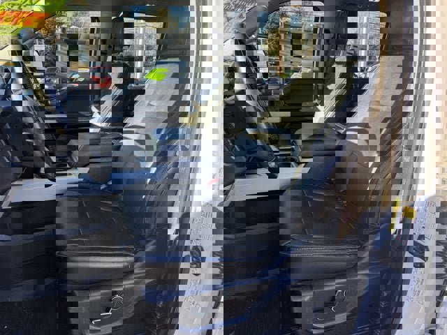 Used 2019 Ford F250 Lariat w/ Lariat Ultimate Package image 11