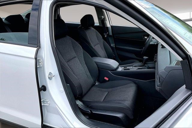 Certified 2024 Honda Accord EX image 24