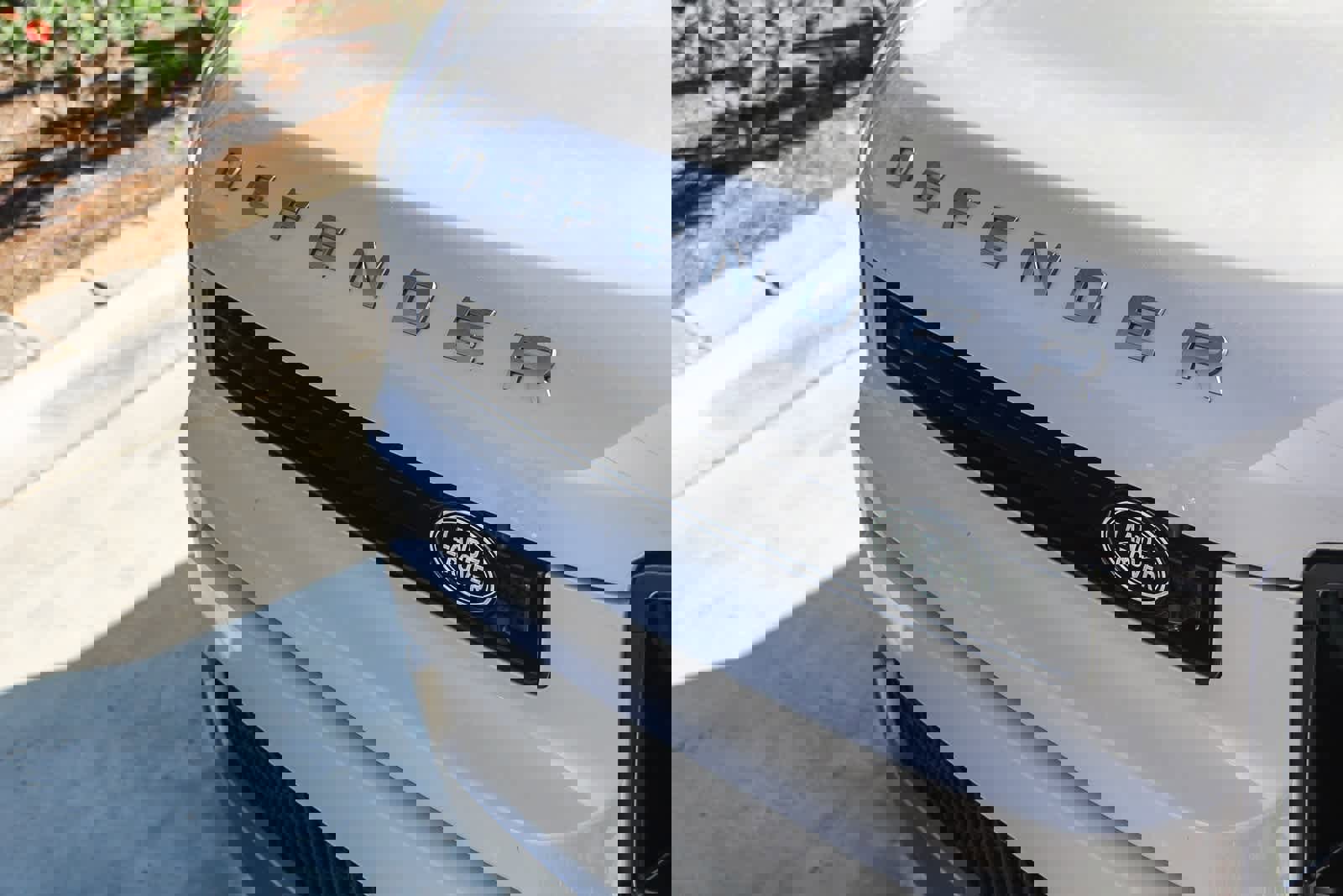 New 2026 Land Rover Defender 110 S image 11