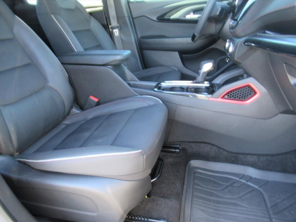 Certified 2023 Chevrolet TrailBlazer RS w/ Sun and Liftgate Package image 9